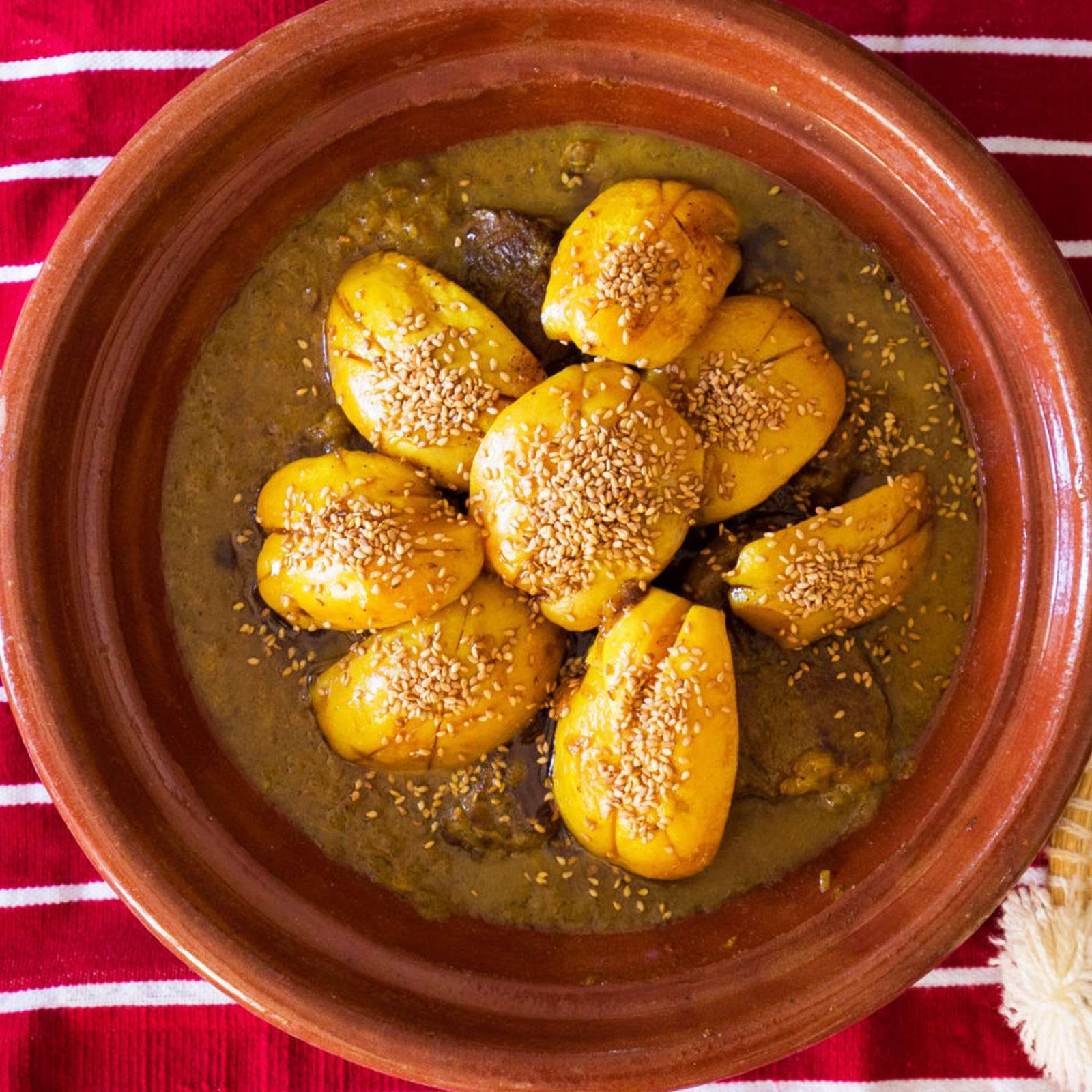 Recette de tajine de bœuf aux coings caramélisés / Caramelized quinces tagine recipe
